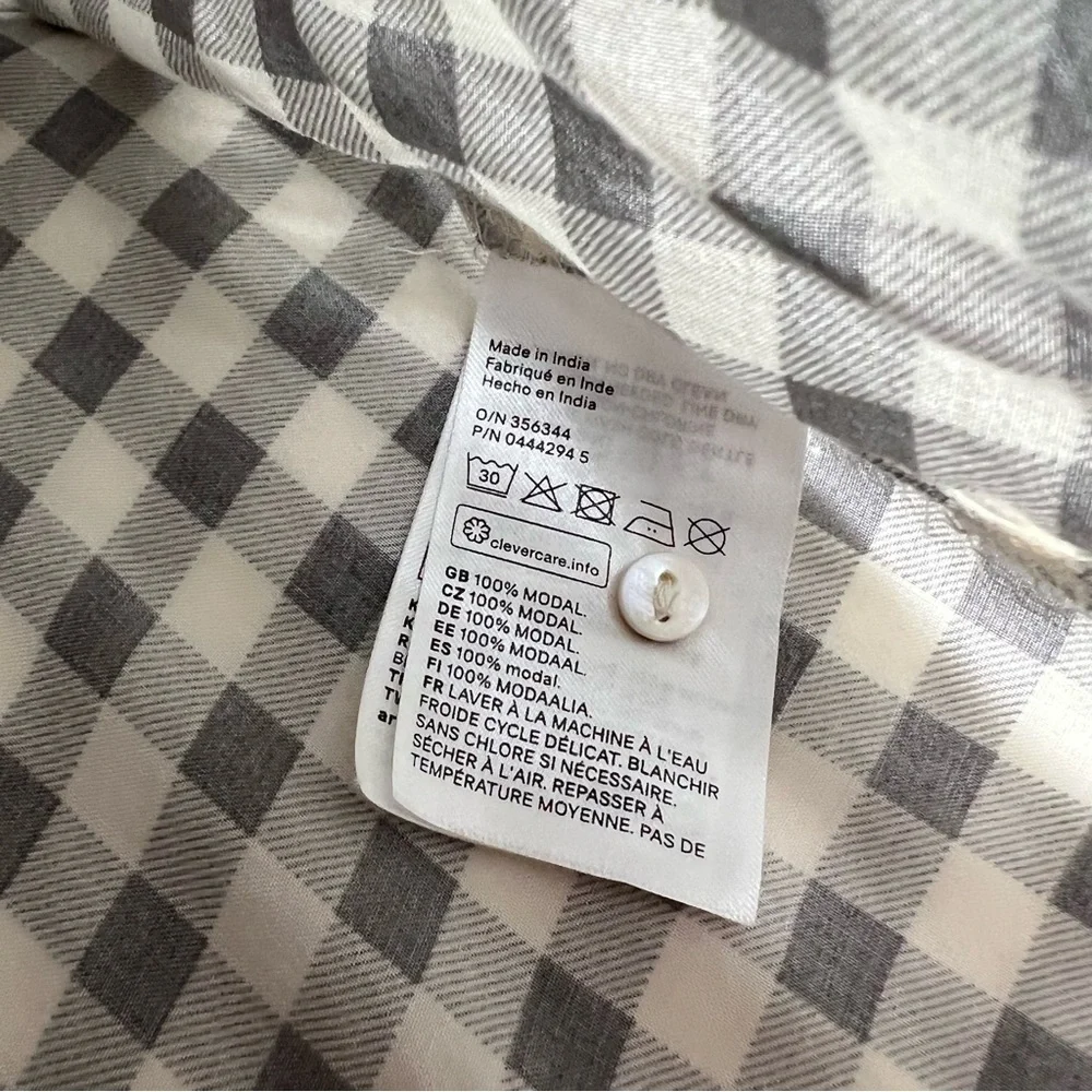 H&M 100% Modal Taupe and White Checkered Button Down Shirt‎ - Picture 4 of 6
